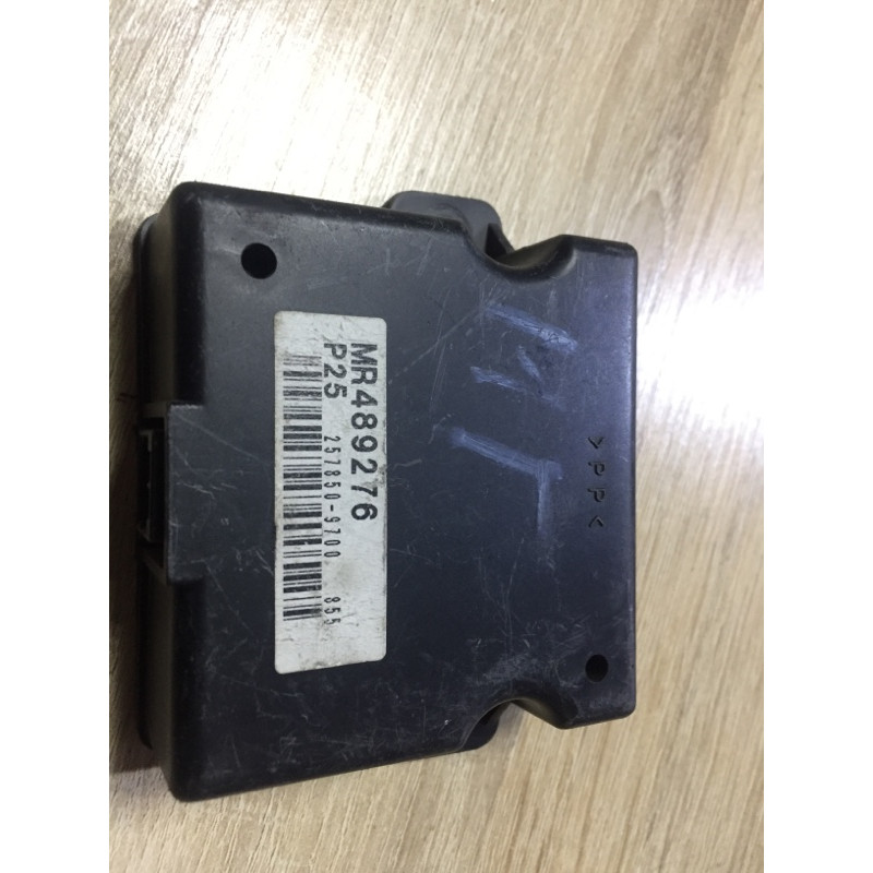 Блок управления иммобилайзером (электрика / блок управления) Mitsubishi Galant 8 2.4GDI MR489276