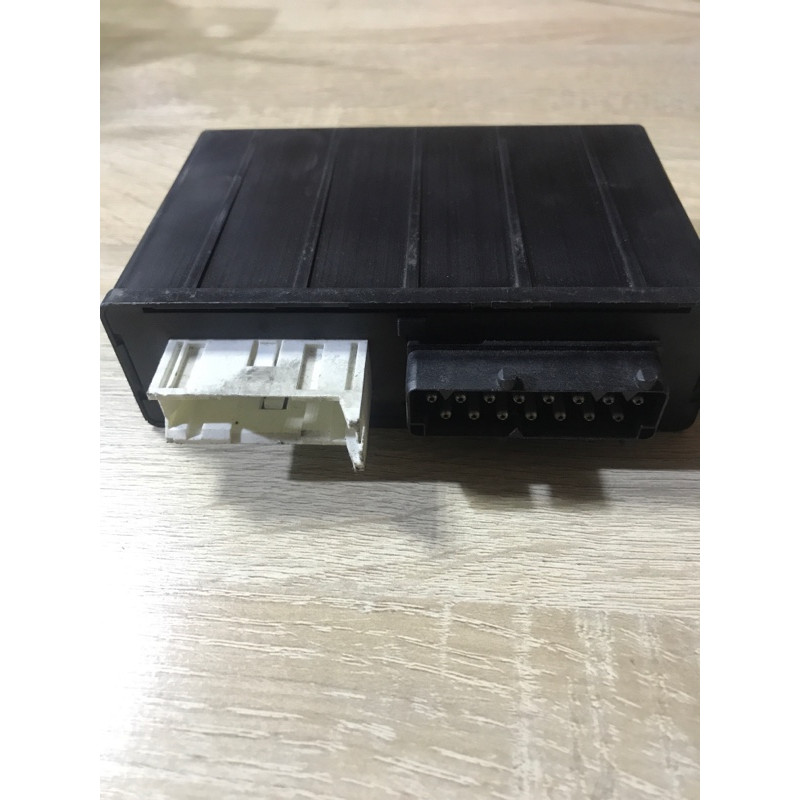 Блок управления центральным замком (электрика / блок управления) BMW 5-series E34 61351382425