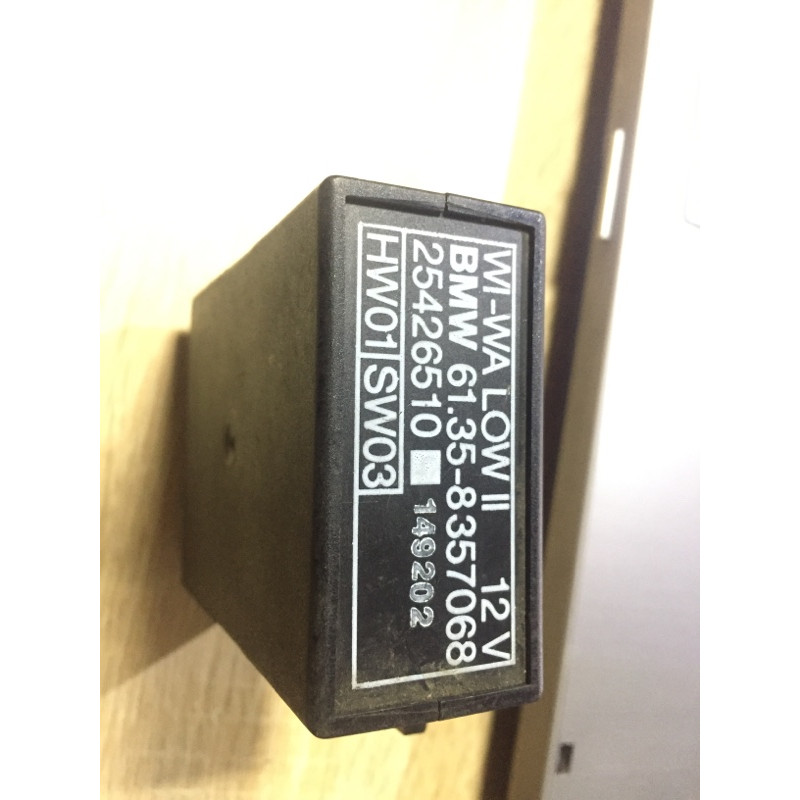 Блок управления стеклоочистителей (электрика / блок управления) BMW 3-series E36 61358357068