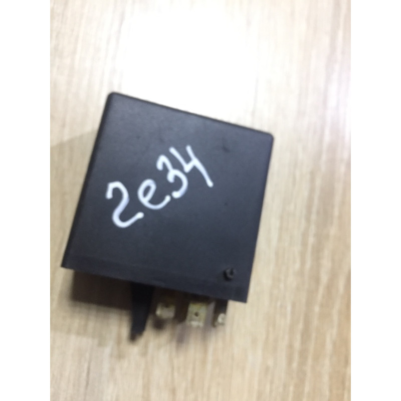 Реле (электрика) BMW 5-series E34 1994 M50B25 61351384825