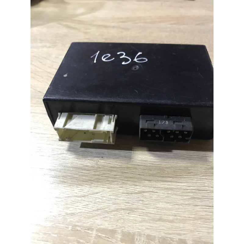 Блок управления центральным замком (электрика / блок управления) BMW 3-series E36 M40B18 61358360100