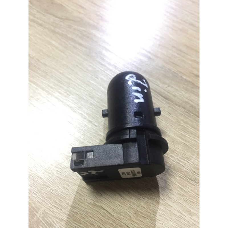 Датчик (электрика / датчики) Opel Insignia A 2012 2.0 DTH 13231066