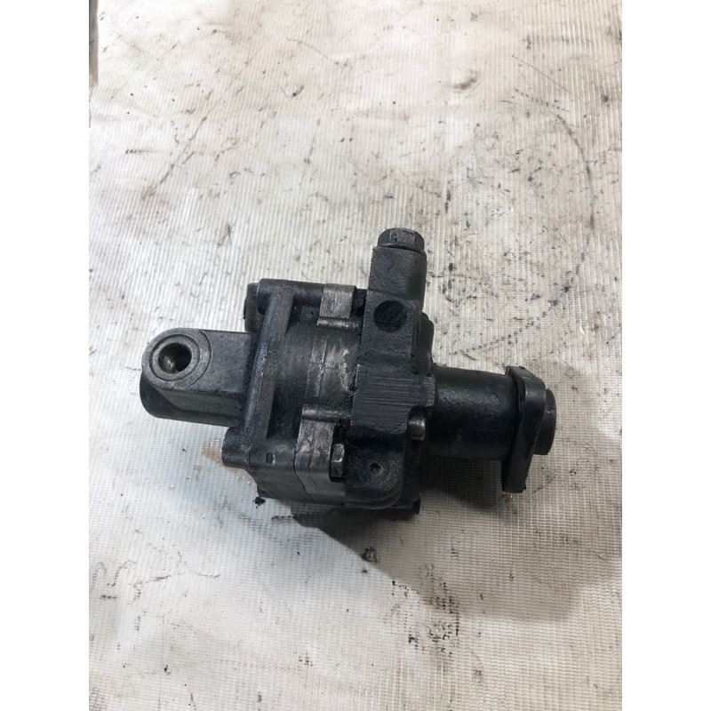 Насос гидроусилителя руля (рулевое управление) BMW 5-series E34 32411141250