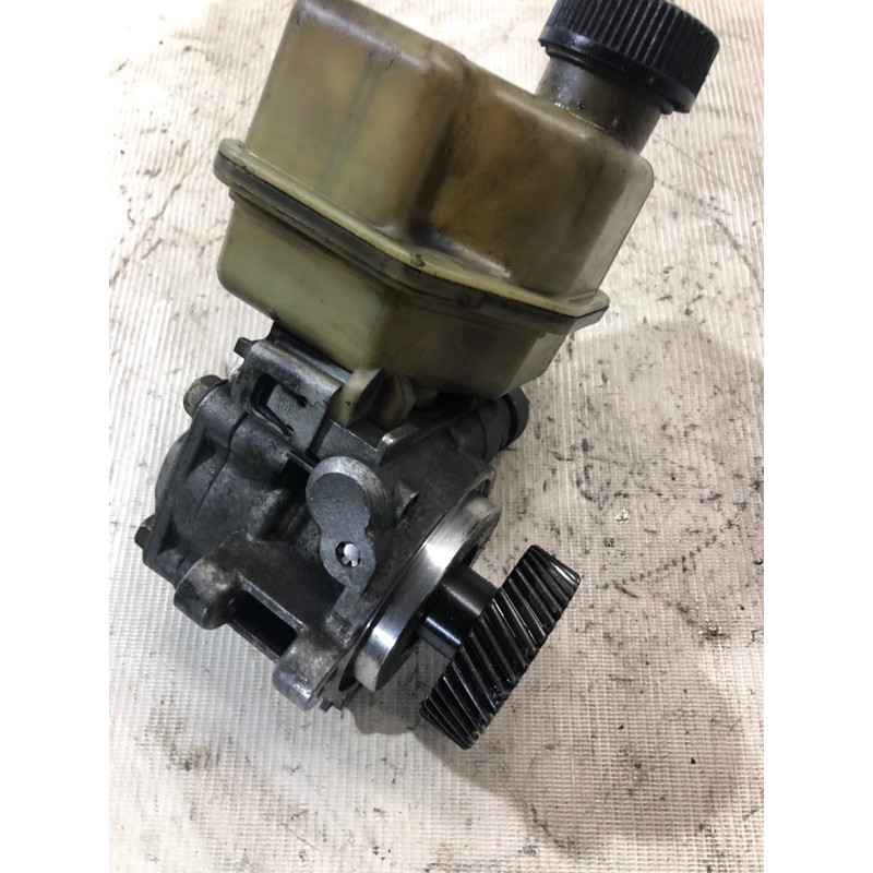 Насос гидроусилителя руля (рулевое управление) Mazda 6 GG 2004 2.0 RF5