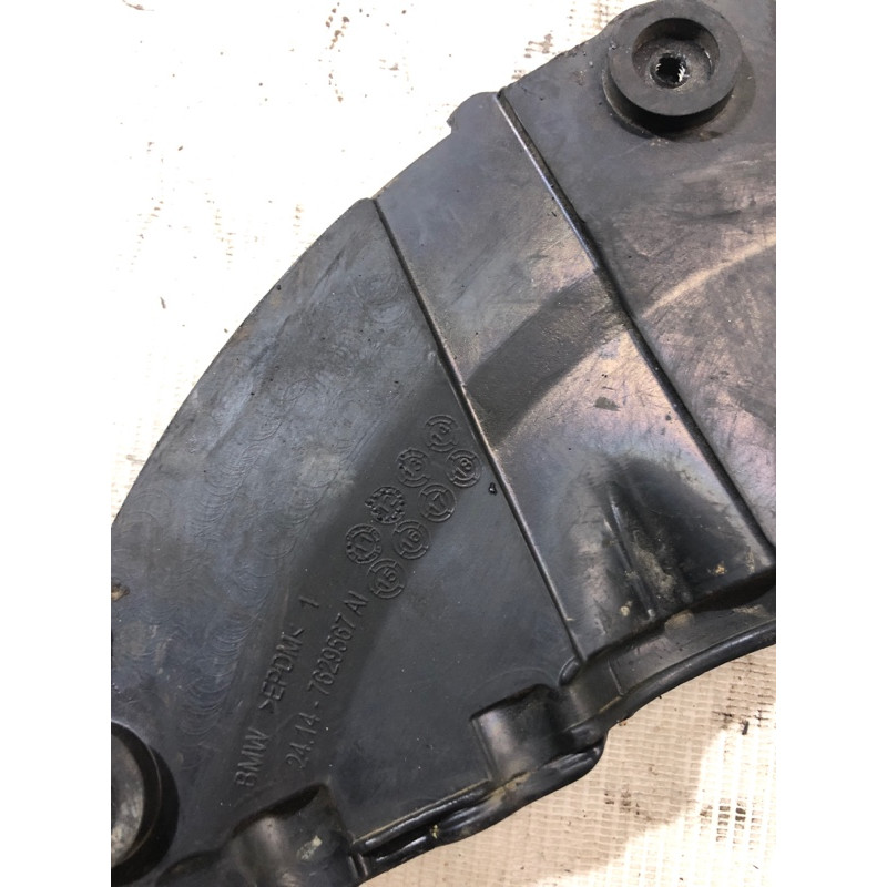 Декоративная крышка двигателя (двигатель и элементы) BMW 3-series F30 2013 N26B20 24147629567