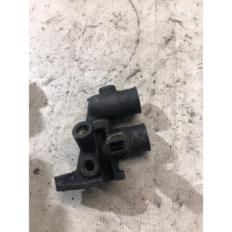 Фланец системы охлаждения (система охлаждения) BMW 3-series E30 1274010