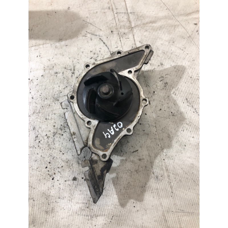 Помпа (система охлаждения) AUDI A4 B6 2.4BDV 078121006