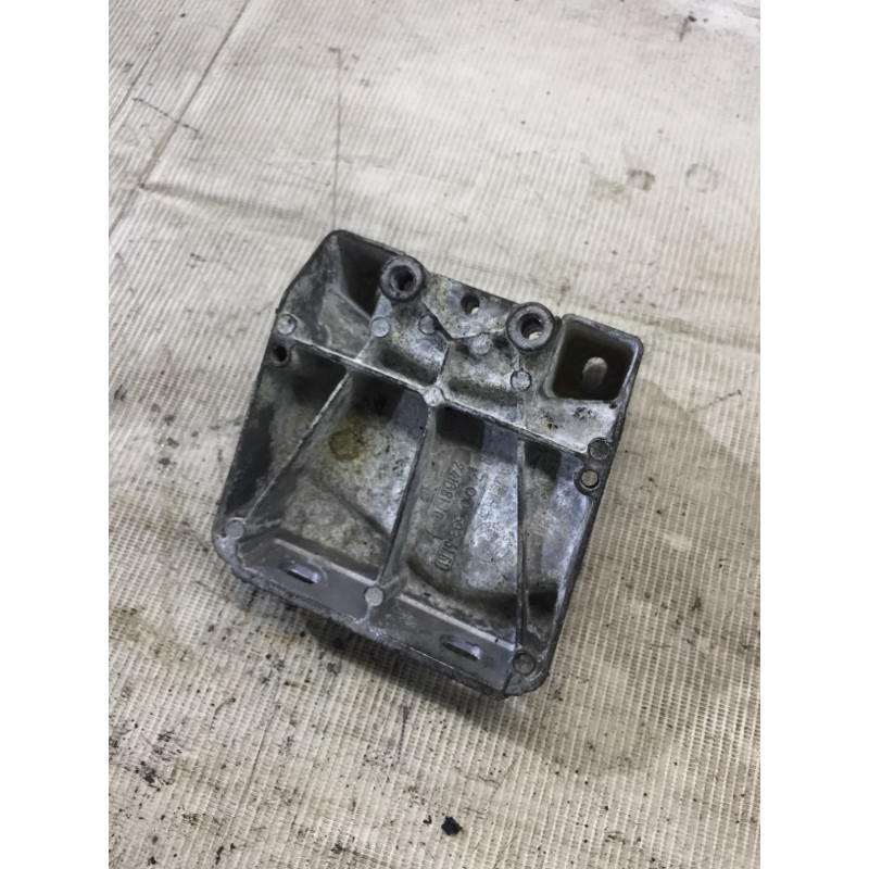 Кронштейн (двигатель и элементы) BMW 5-series E60 2004 M54B22 51 61 7 010 593