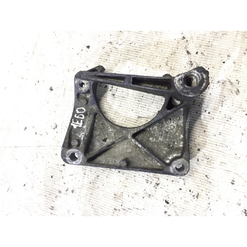 Кронштейн (двигатель и элементы) BMW 5-series E60 2004 M54B22 22116761117