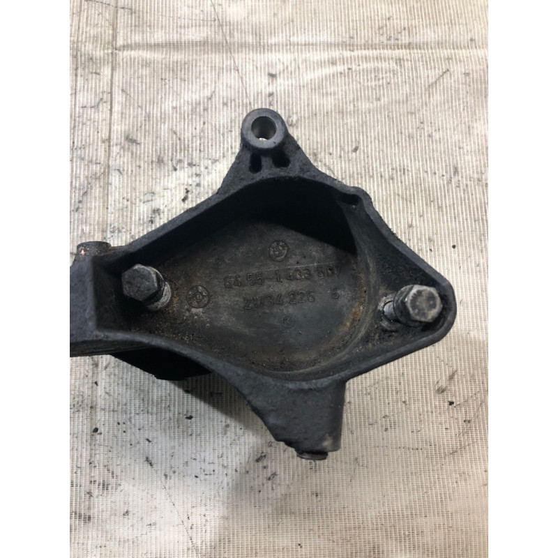 Кронштейн компрессора кондиционера (кронштейны двигателя) BMW 3-series E46 1999 M43B19 64551433507