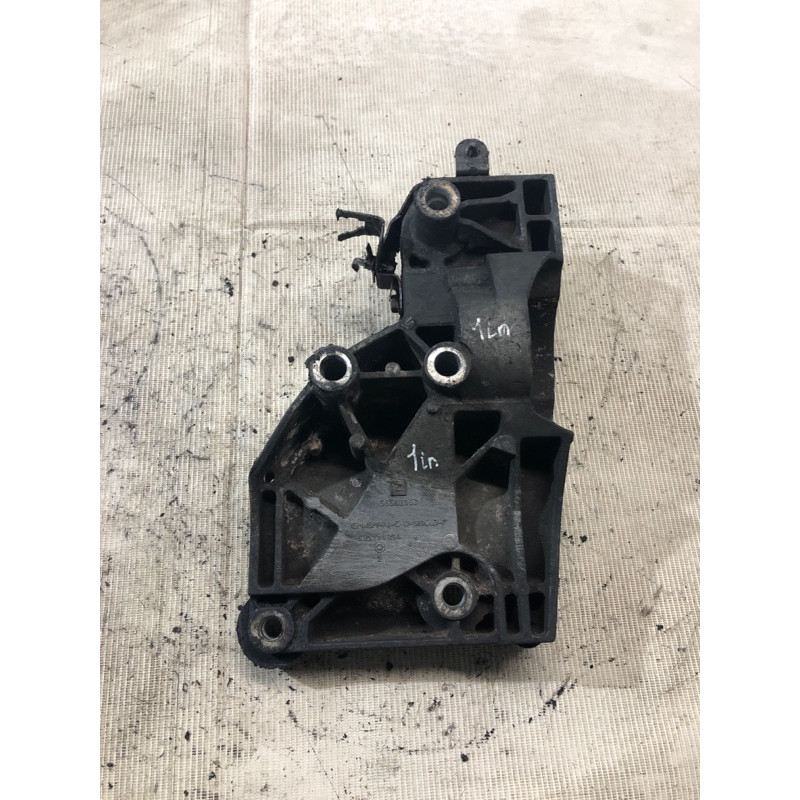 Кронштейн компрессора кондиционера (кронштейны двигателя) Opel Insignia A 2010 2.0 DTH 1854964