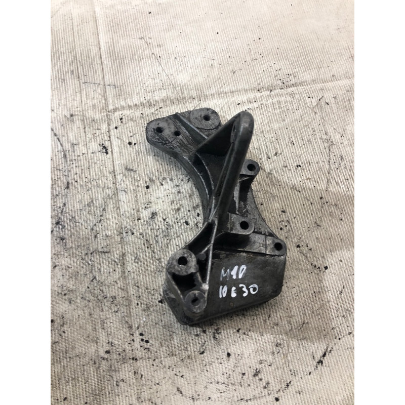 Кронштейн (двигатель и элементы) BMW 3-series E30 1278917