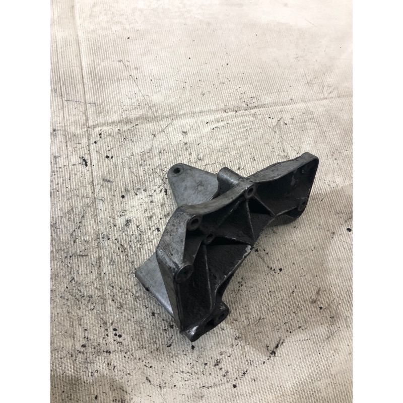 Кронштейн (двигатель и элементы) BMW 3-series E30 1278917