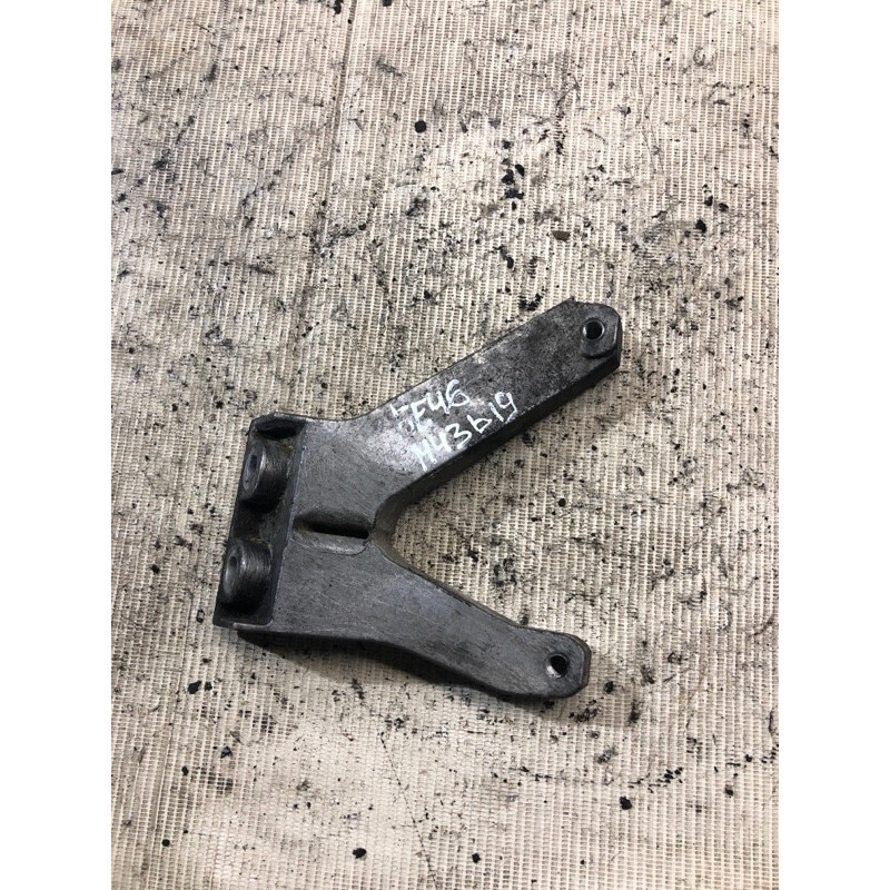 Кронштейн (двигатель и элементы) BMW 3-series E46 M43b18 11 61 1 743 662