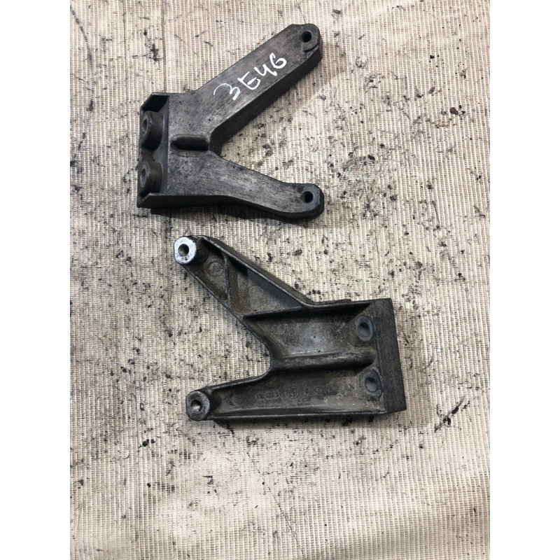 Кронштейн впускного коллектора (кронштейны двигателя) BMW 3-series E46 1998 M43b18 11611739351