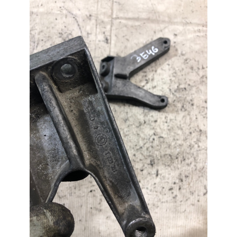 Кронштейн впускного коллектора (кронштейны двигателя) BMW 3-series E46 1998 M43b18 11611739351