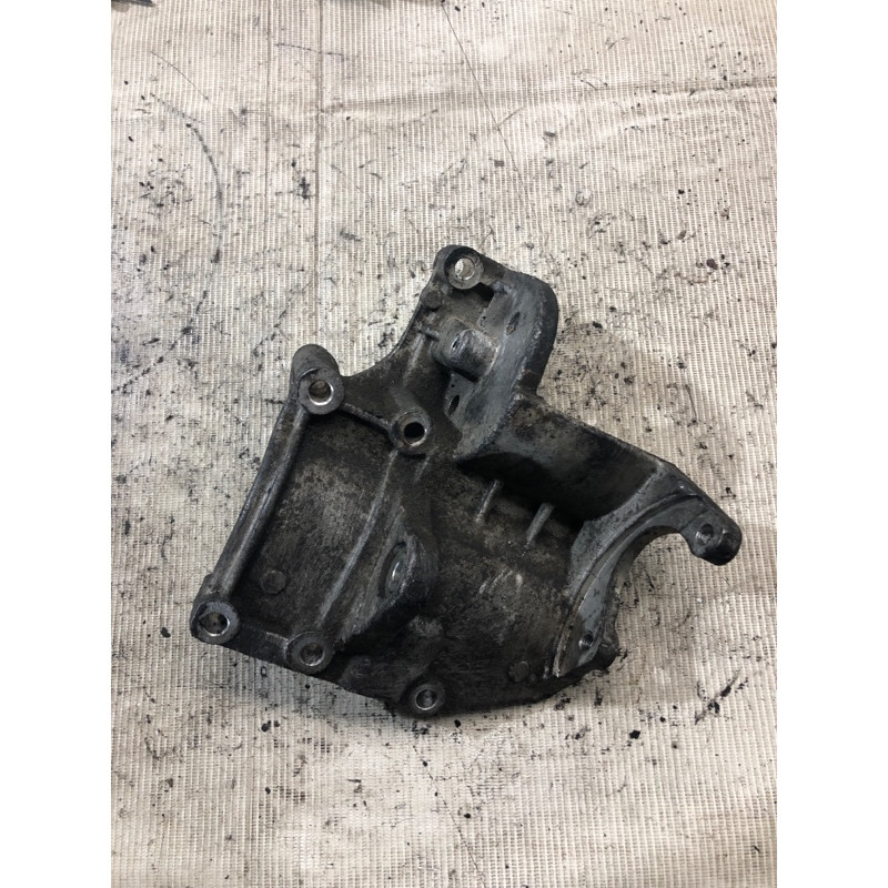 Кронштейн (двигатель и элементы) KIA Sorento BL 2005 2.5 CRDI 252714A001