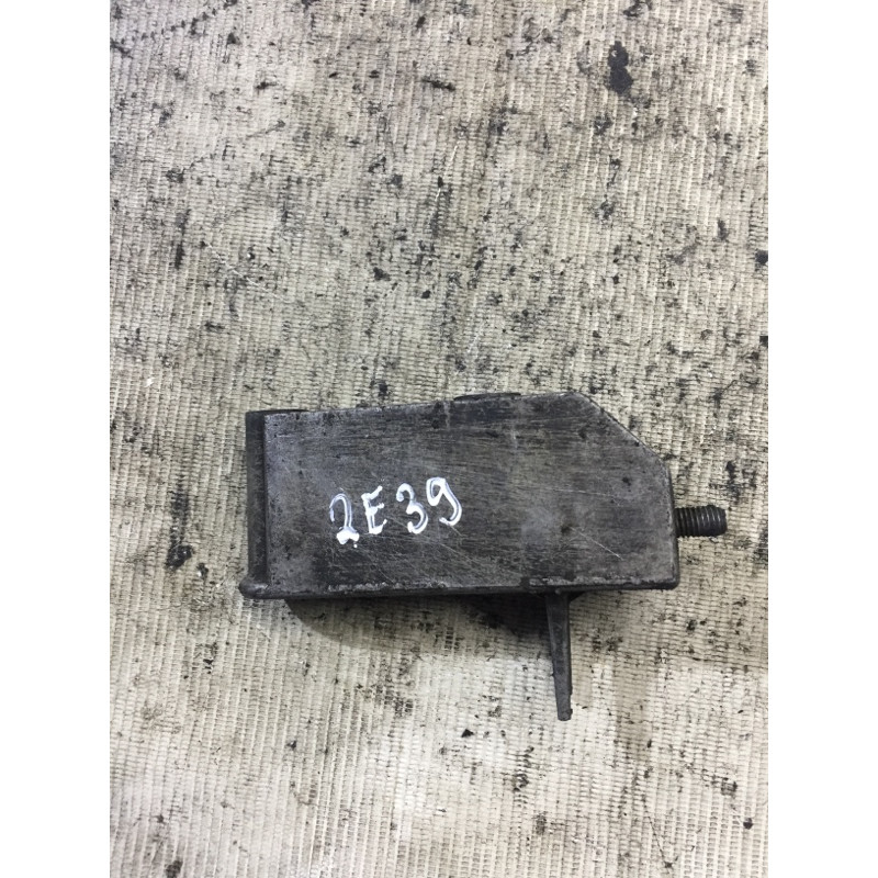 Кронштейн ТНВД (кронштейны двигателя) BMW 5-series E39 1999 M51d25 13 51 2 246 191