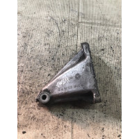 Кронштейн подушки двигателя