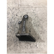 Кронштейн подушки двигателя