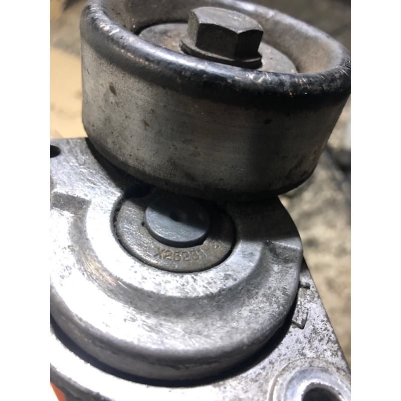 Натяжитель приводного ремня (двигатель и элементы) Hyundai Santa Fe CM 2009 2.2 CRDI 2528127