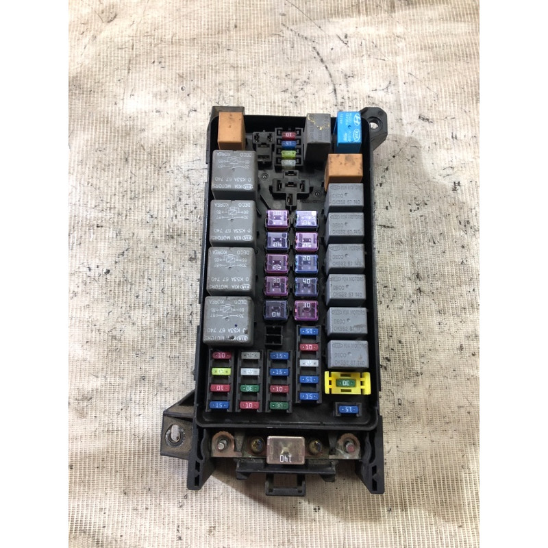 Блок предохранителей (электрика) KIA Sorento BL 2005 2.5 CRDI 911613e010