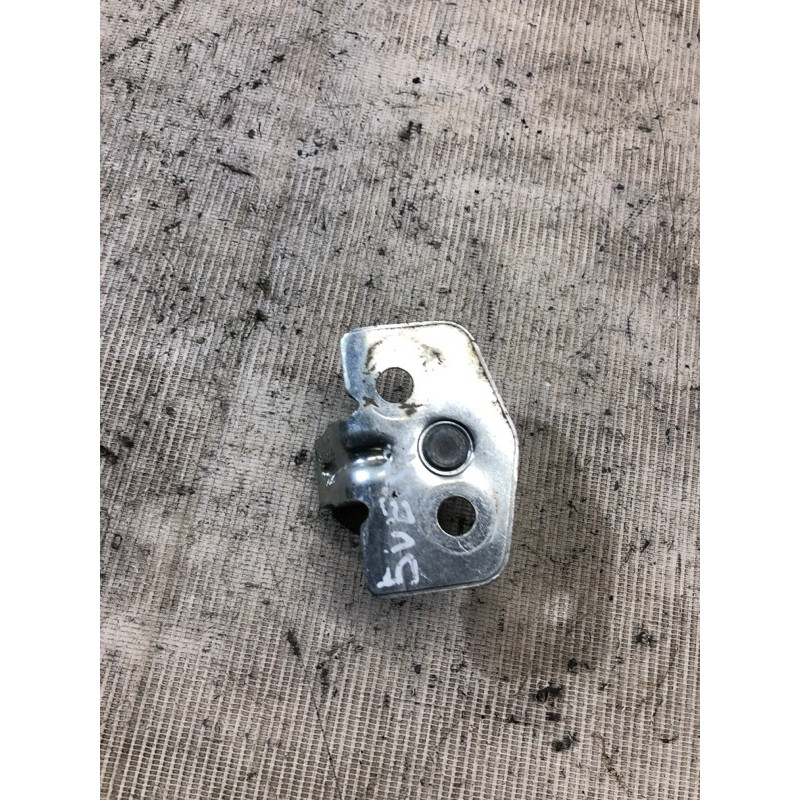 Ответная часть замка двери (кузов и элементы) Opel Vectra C 2005 2.2 SE 158552