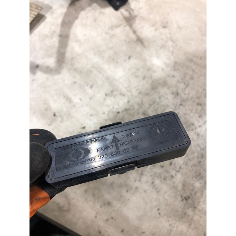 Датчик (электрика / датчики) Mercedes-Benz E-class W211 2006 3.2 M112.946 2208300272