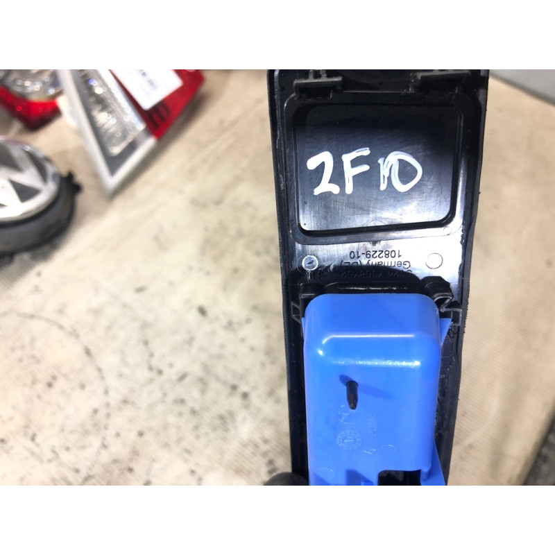 Замок багажника (кузов и элементы) BMW 5-series F10 2013 N47D20 51247368752