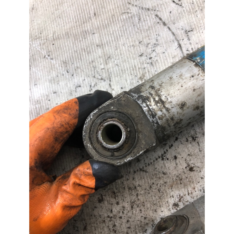 Амортизатор (подвеска) BMW 5-series E39 1999 M51d25 556471