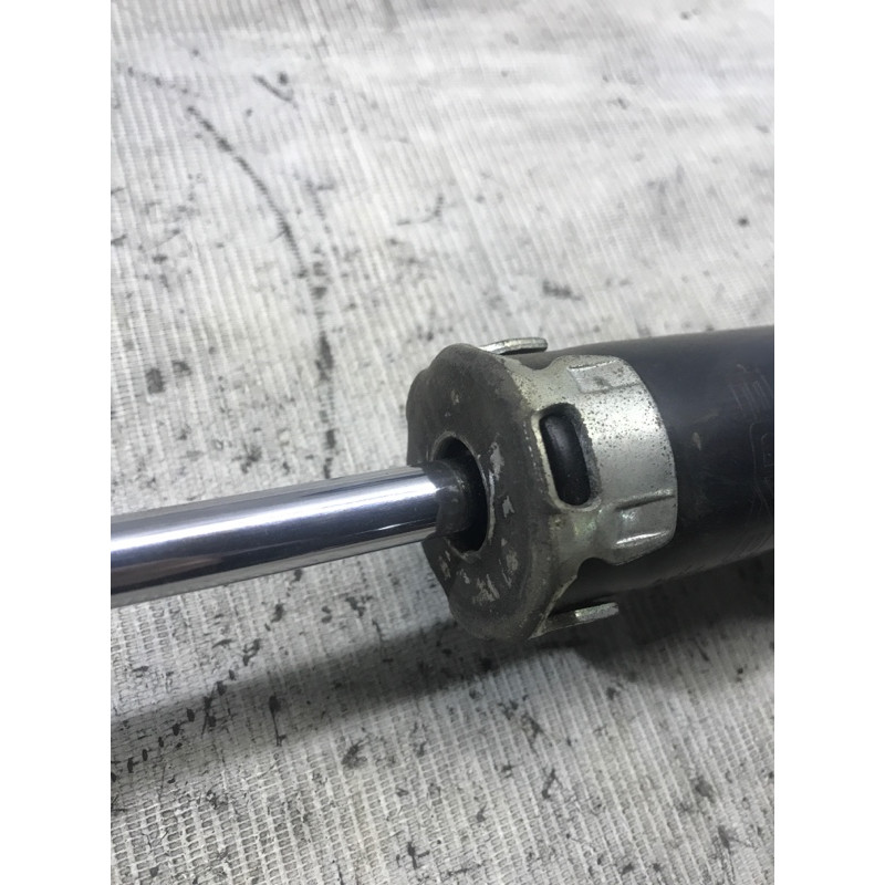 Амортизатор (подвеска) Mazda 6 GH 2008 2.0 RF7J GS1D34700E