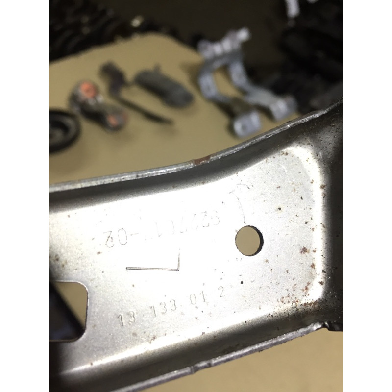 Крепление центральной консоли (салон) BMW 3-series F30 2013 N26B20 51 45 9 227 017