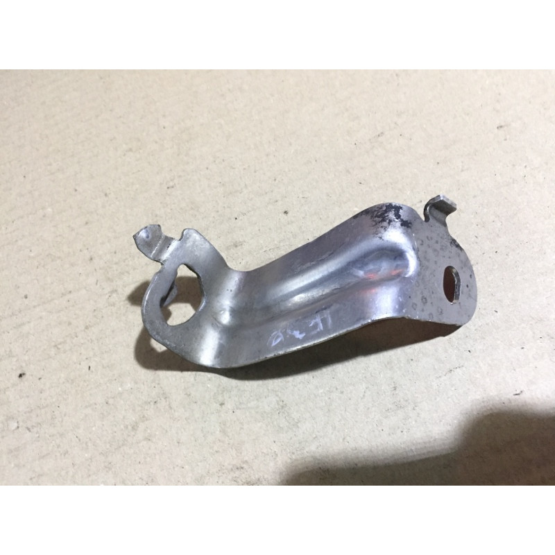 Кронштейн облицовки днища кузова (кузов и элементы) BMW 3-series F30 2013 N26B20 51 75 7 241 832