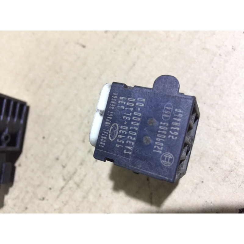 Датчик удара (электрика / датчики) Hyundai Santa Fe CM 2009 2.2 CRDI 959303L100