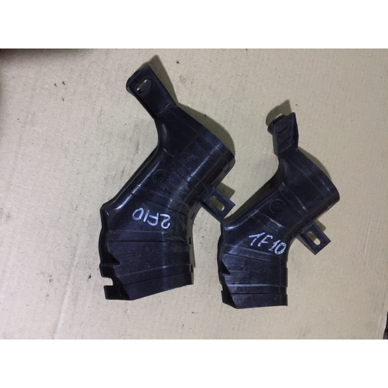 Пластик підкапотний (кузов і елементи) BMW 5-series F10 2013 N63B44 61139195215