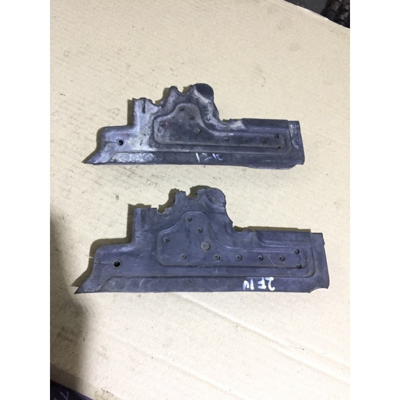 Пластик підкапотний (кузов і елементи) BMW 5-series F10 2013 N47D20 64539119426