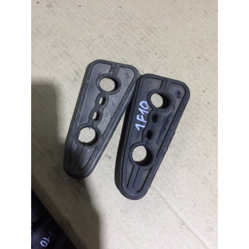Пластик підкапотний (кузов і елементи) BMW 5-series F10 2013 N63B44 61139175309