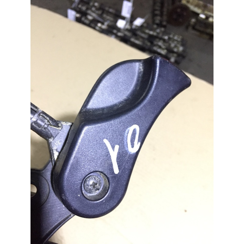 Кронштейн ручки открывания капота (салон) BMW 3-series F30 51 43 7 326 365