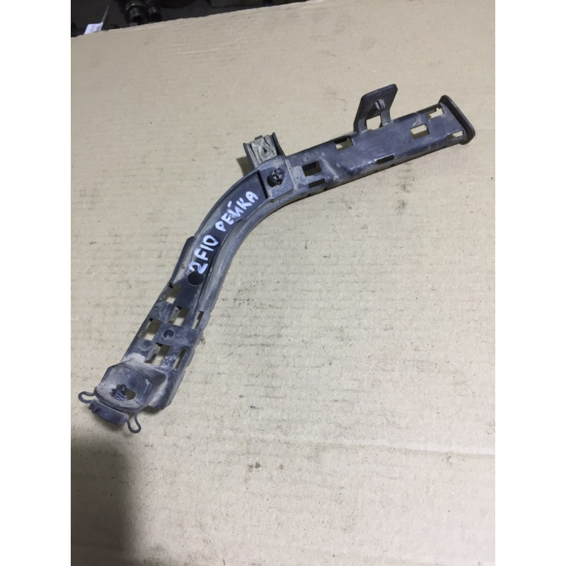 Пластик підкапотний (кузов і елементи) BMW 5-series F10 2013 N47D20 61139238168