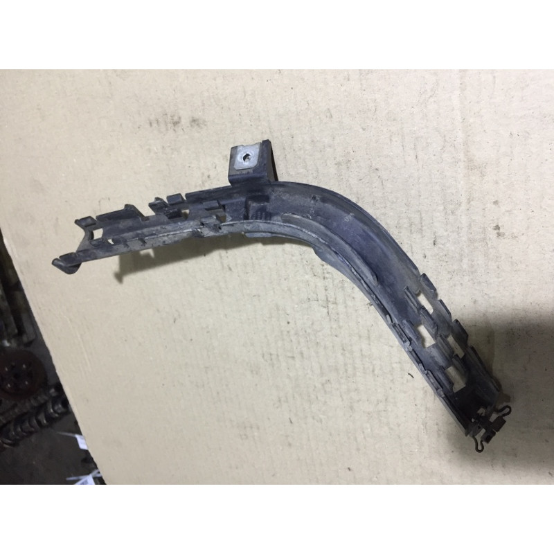 Пластик підкапотний (кузов і елементи) BMW 5-series F10 2013 N47D20 61139238168