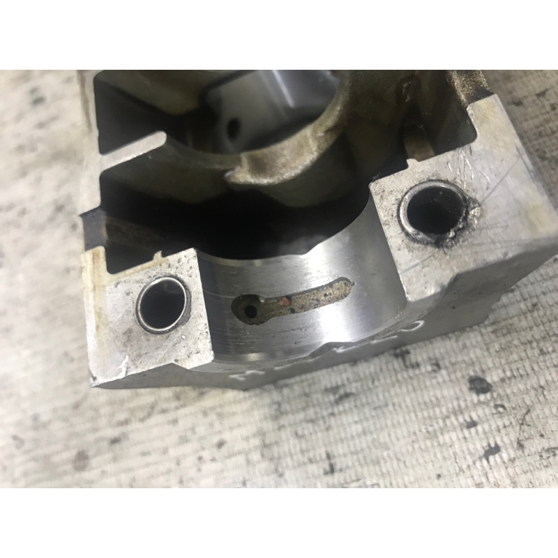 Опорная планка распредвала (двигатель и элементы) BMW 5-series E34 1738304