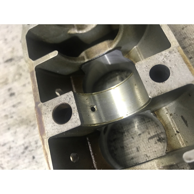 Опорная планка распредвала (двигатель и элементы) BMW 5-series E34 1738304