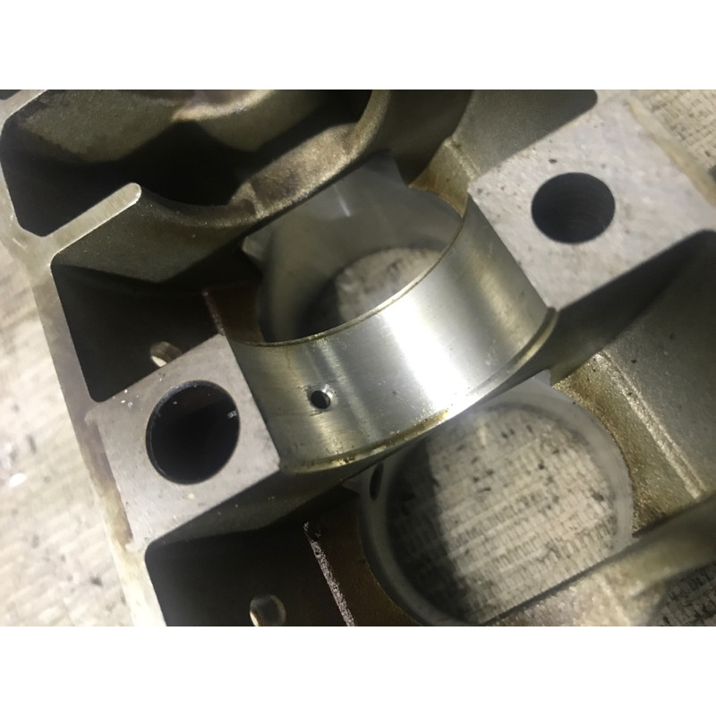 Опорная планка распредвала (двигатель и элементы) BMW 5-series E34 1738304