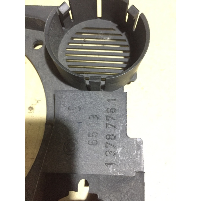 Кришка динаміка (салон) BMW 5-series E34 1994 M50B25 65131378776