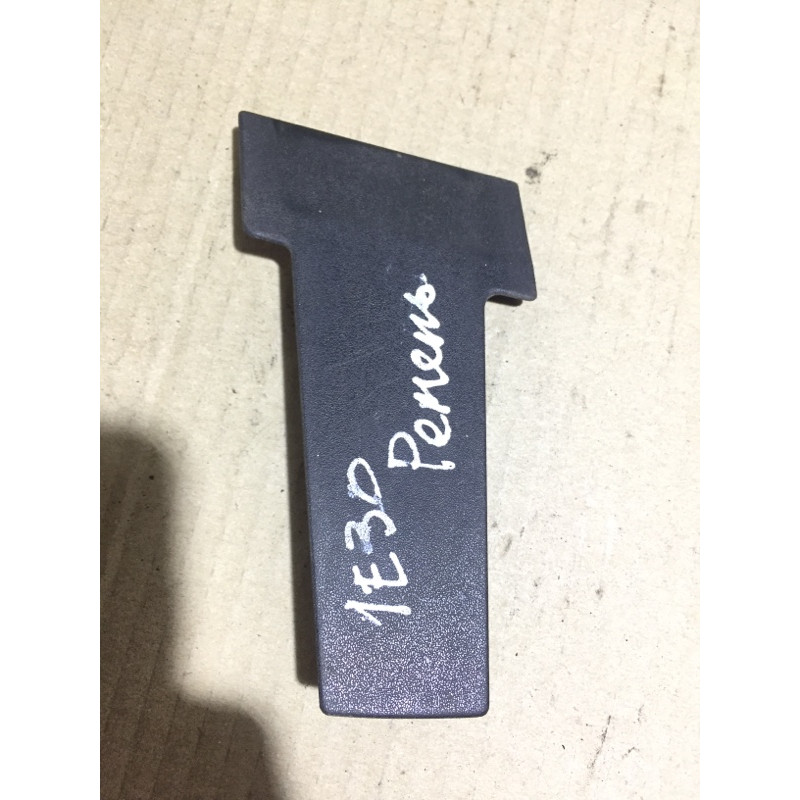 Заглушка центральной стойки (салон) BMW 3-series E30 M21d24 51431916681