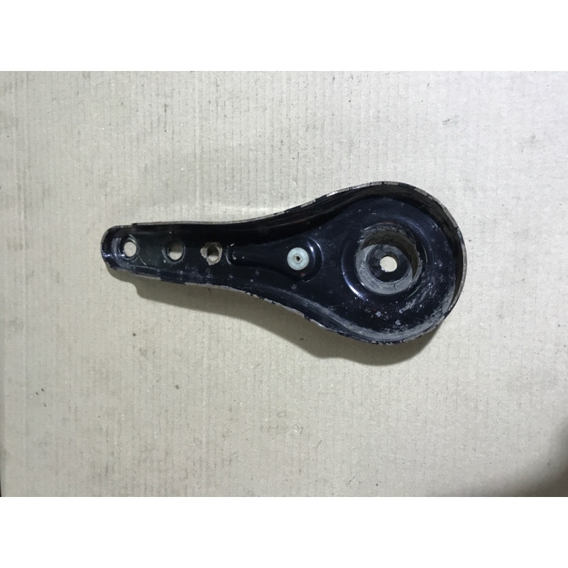Кронштейн подрамника (подвеска) BMW 3-series F30 2013 N47D20 33326792554