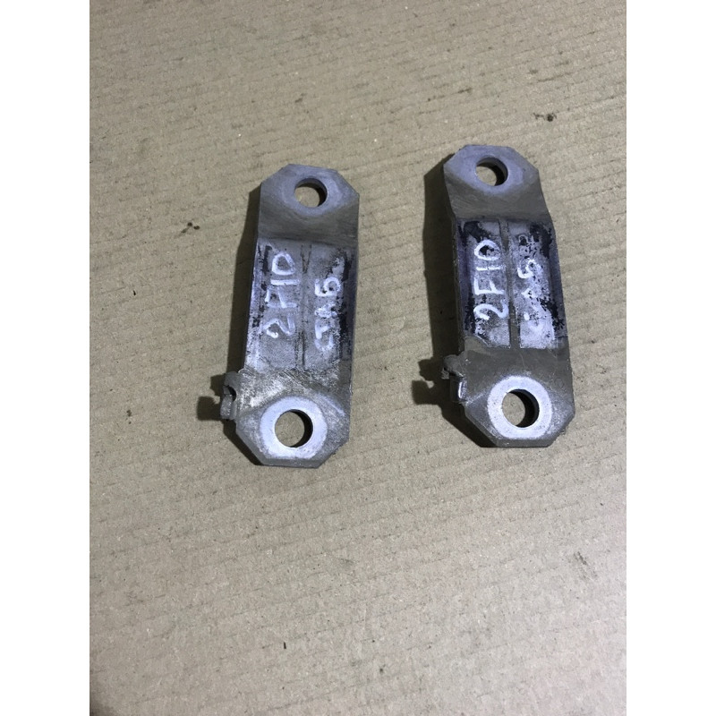 Скоба стабилизатора (подвеска) BMW 5-series F10 2013 N47D20 31356777642