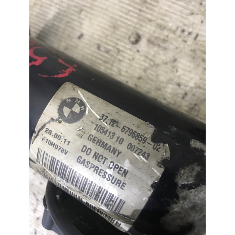 Амортизатор (подвеска) BMW 5-series F10 2013 N63B44 37126796859