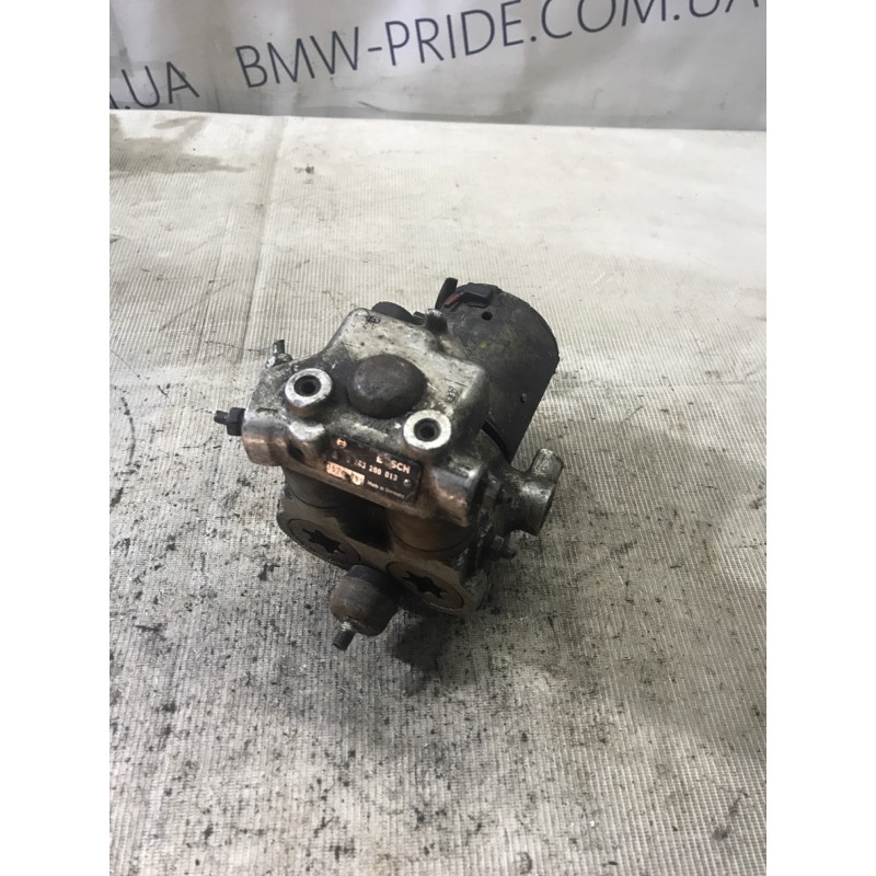 Блок abs (тормозная система) BMW 3-series E30 0265200013