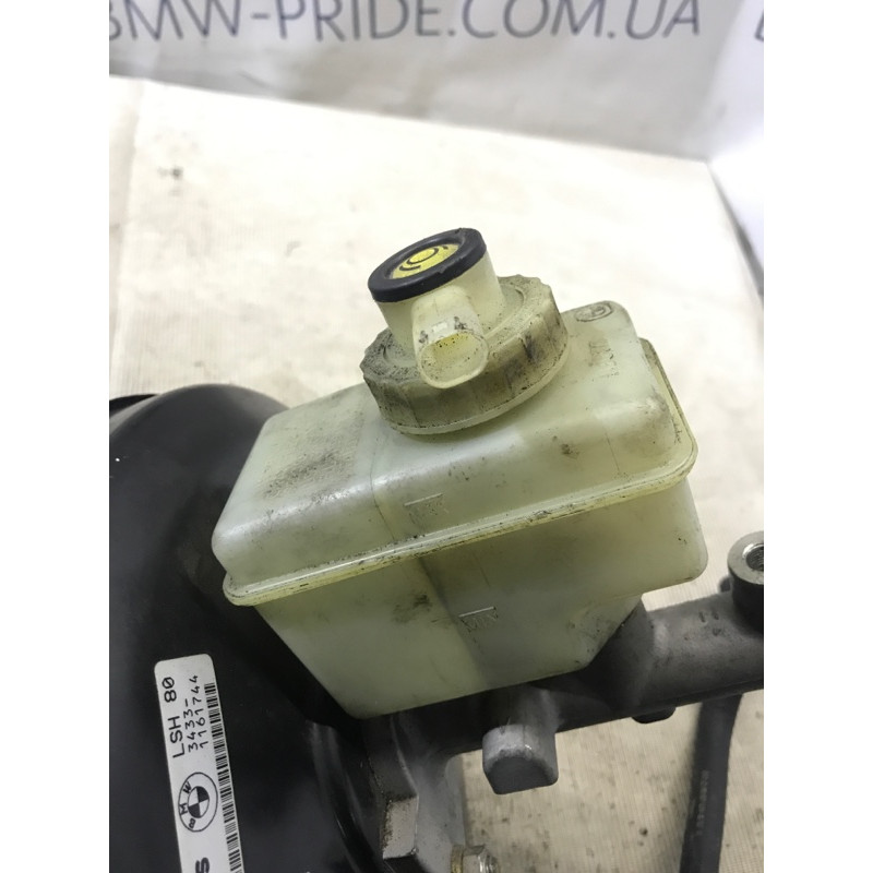 Бачок тормозной жидкости (тормозная система) BMW 7-series E38 1996 M60B40 34321161749